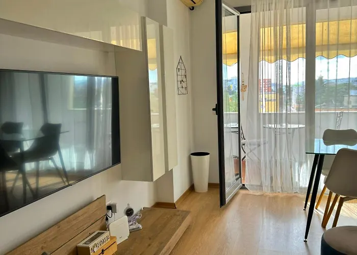 Sunset Apartmán Tirana