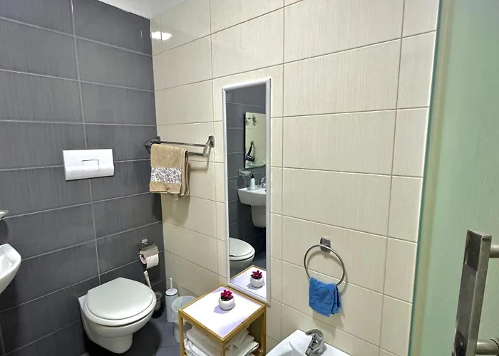 アパート Sunset ティラナ